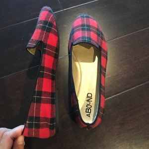 New red plaid flats